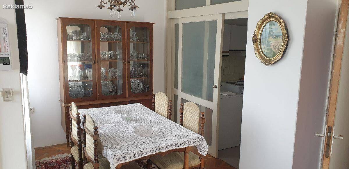 THREE-ROOM 85M2 APARTMENT IN THE CENTER - CITY WALL