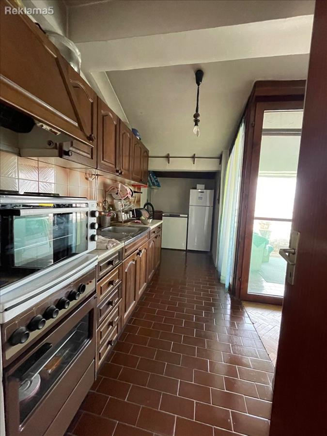 75m2 stan vo zgradite kaj distribucija