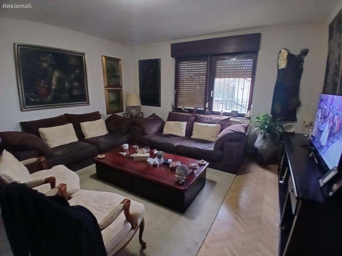 A house of 145m2 is for sale in Taftalidze 1