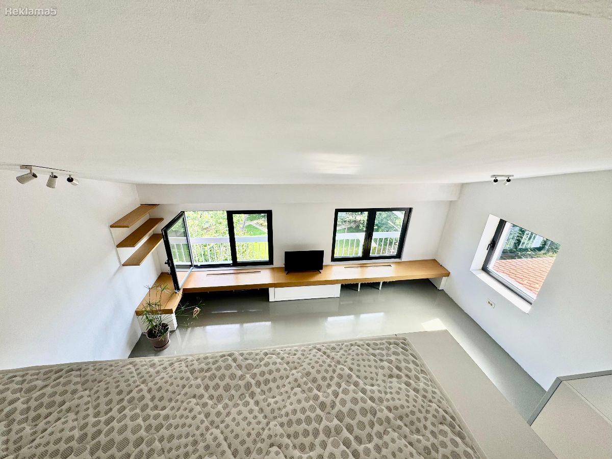 RENOVATED STUDIO WITH GALLERY V.KOMAROV RAMSTOR AIRPORT