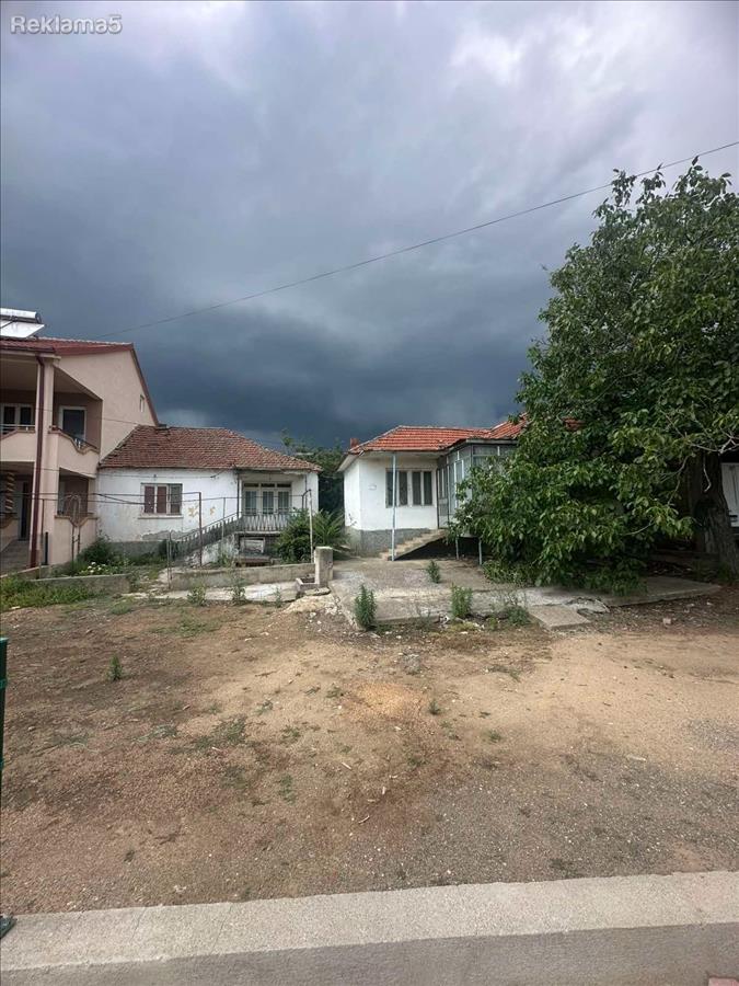 Se prodava kukja vo Bogdanci