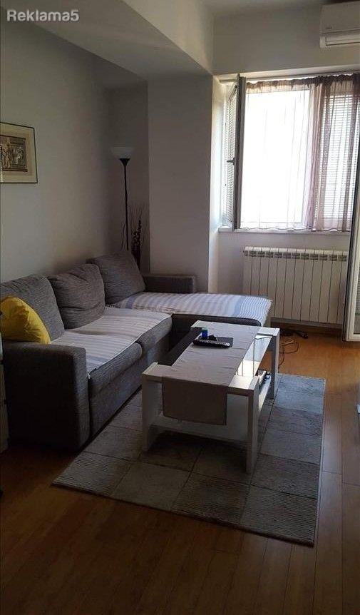 Se prodava stan 42m2 vo Novo Lisiche