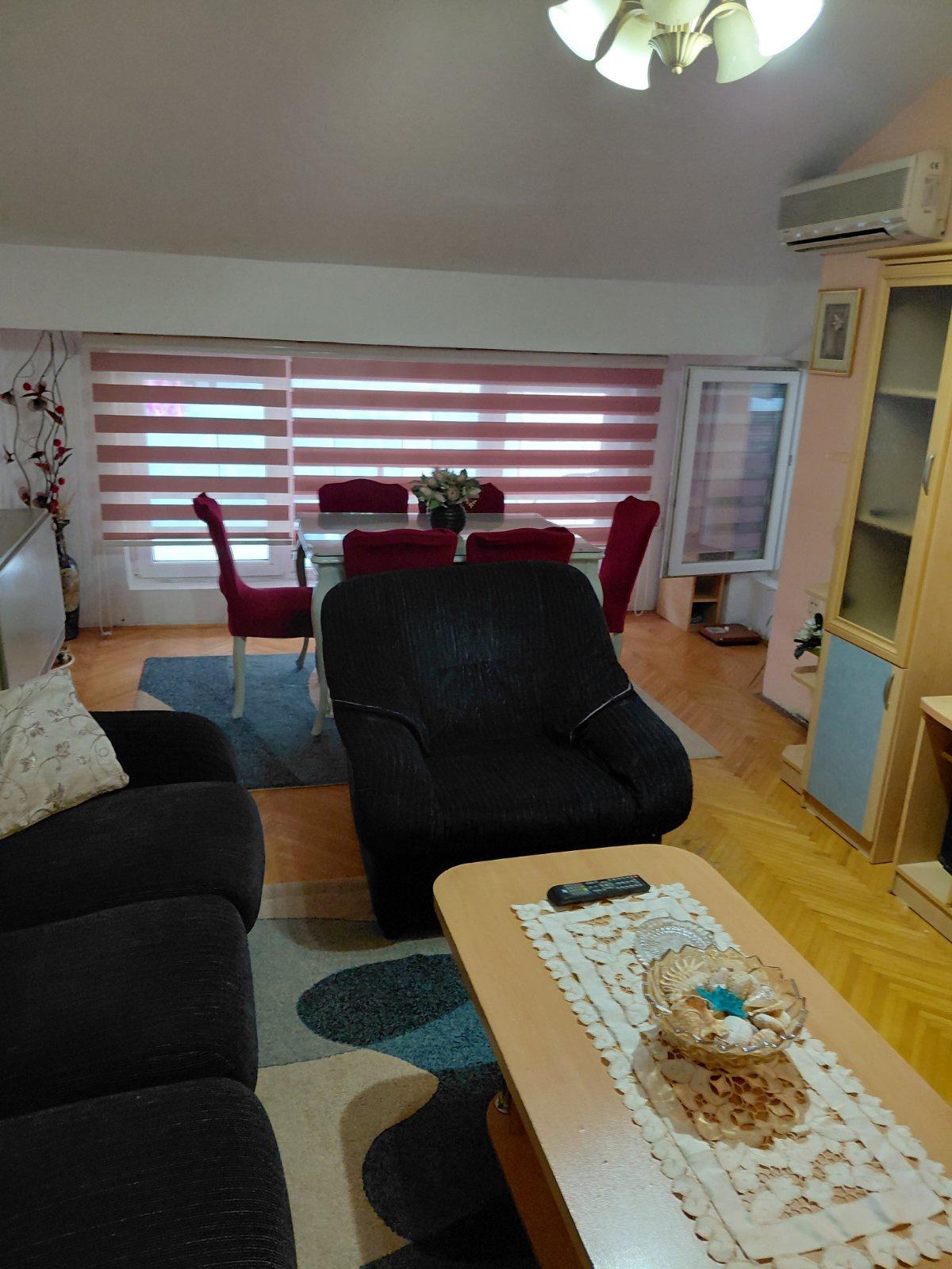 SANRAJS Ubavo stance 55 m2 vo posirok centar na Ohrid