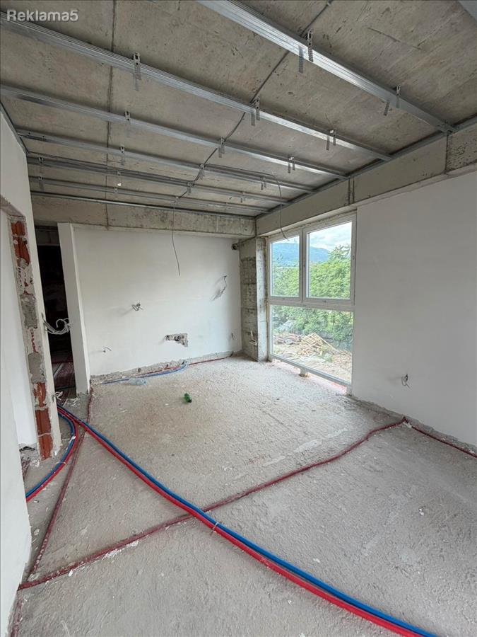 I am selling a new apartment of 57 m2 Aerodrom (on Treta Makedonska Blvd