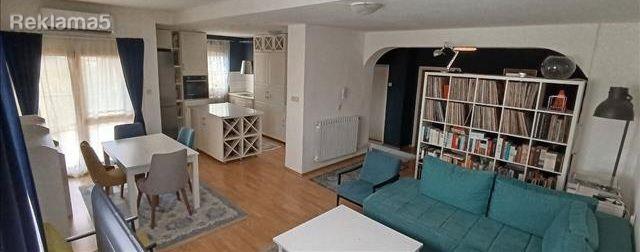 SAVIĆ IS SELLING AN APARTMENT IN THE CENTER