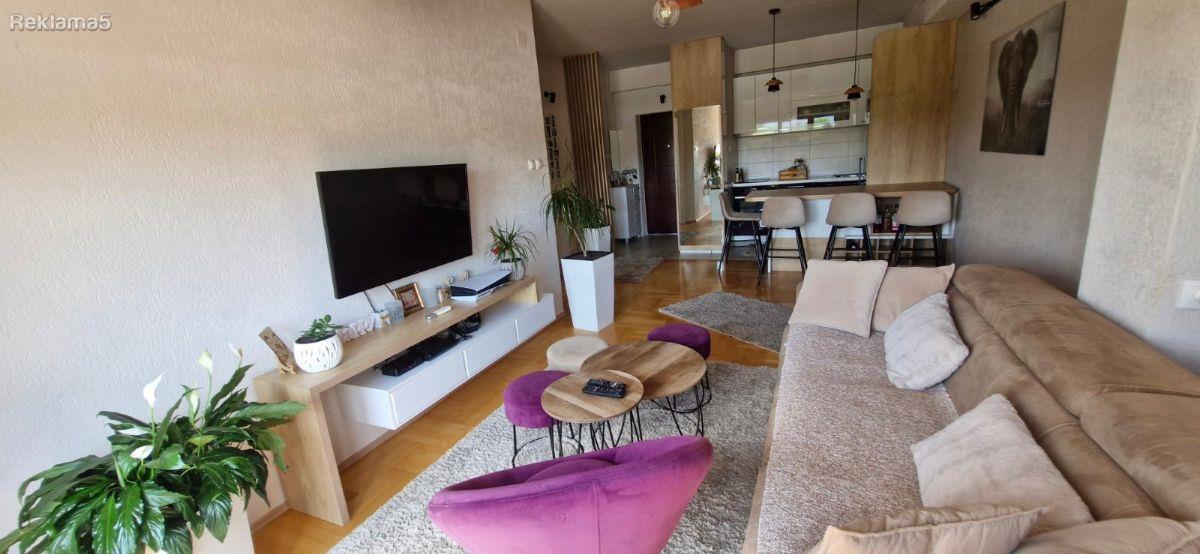 Stan vo Gjorce Petrov 51m2 so 1 spalna i parking novogradba