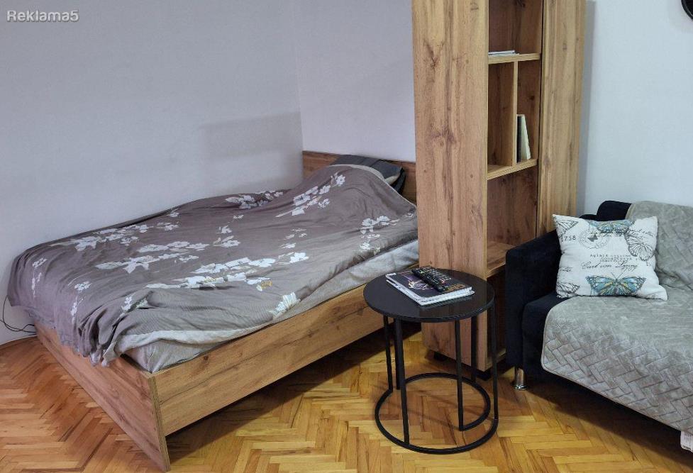 Studio apartment for sale in Skopyanka, 28m2