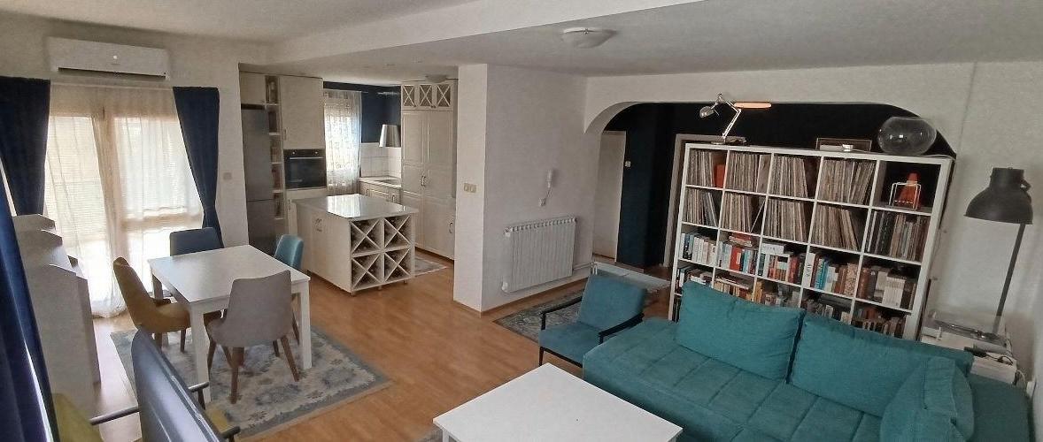 Se prodava stan 83m2 vo Centar vo blizina na Pestaloci