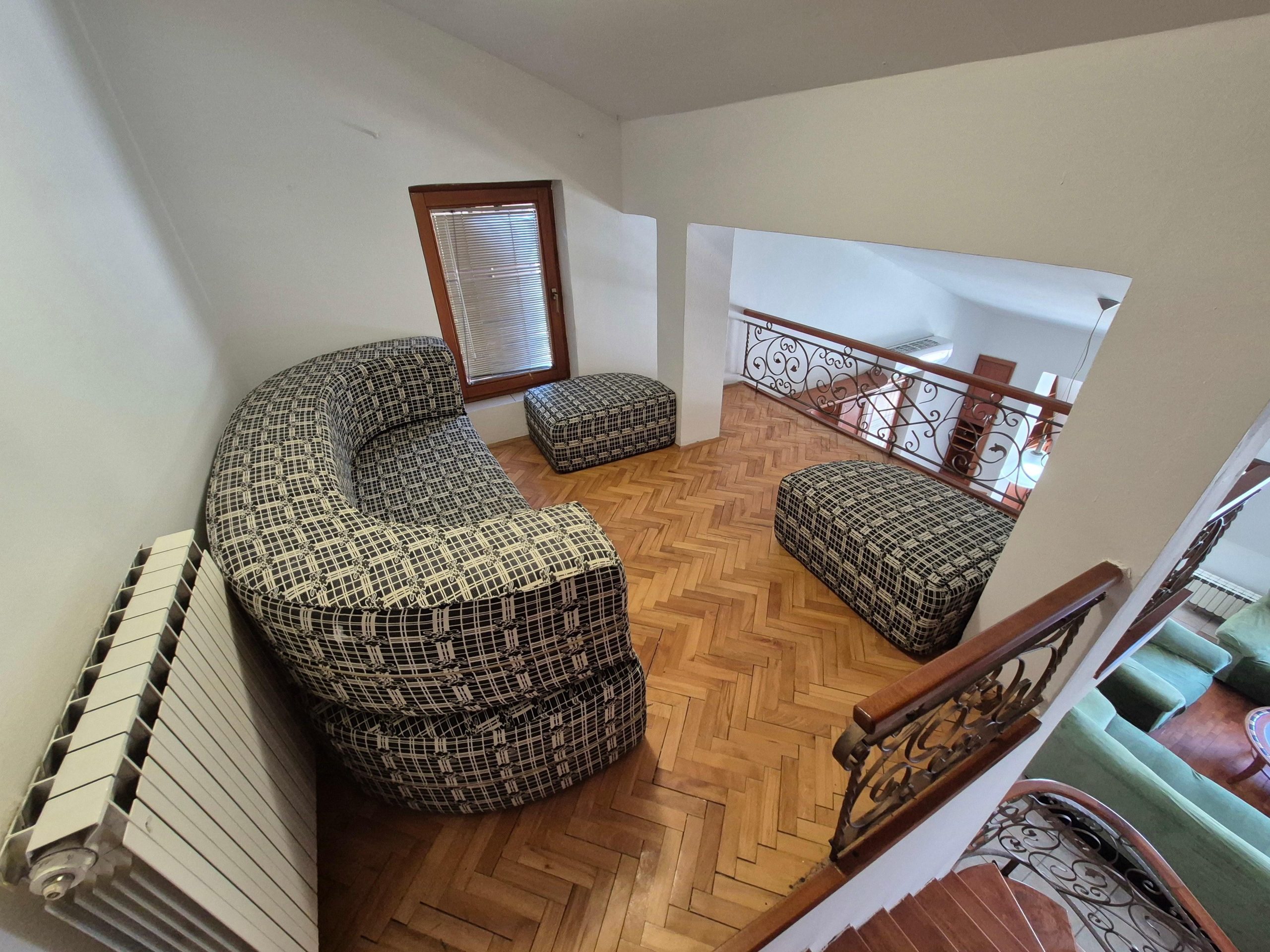 SAVIĆ IS SELLING AN APARTMENT IN KOZLE