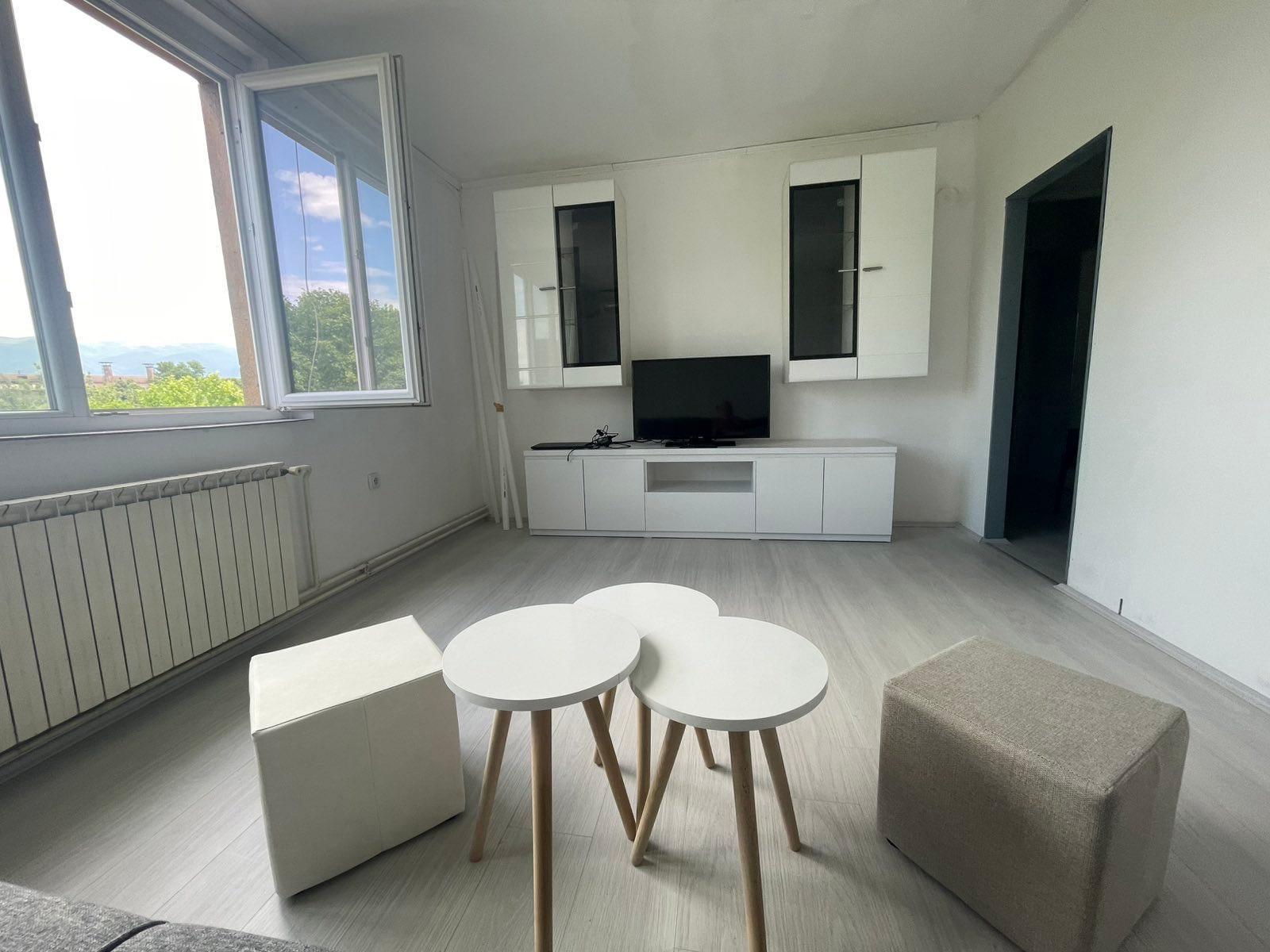 SAVIĆ IS SELLING AN APARTMENT IN AUTOCOMANDA