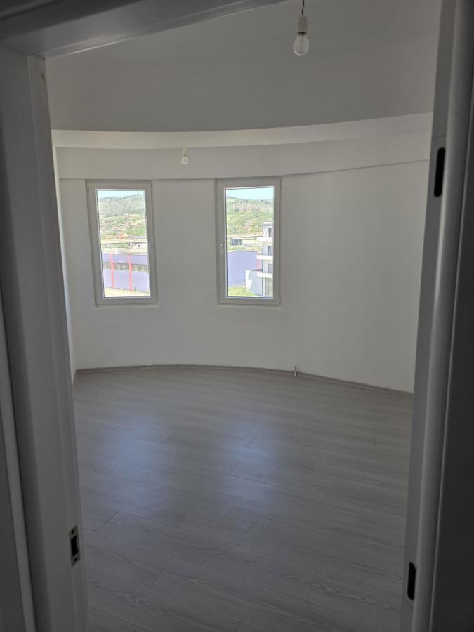 A new apartment of 88m2 is for sale in Saraj