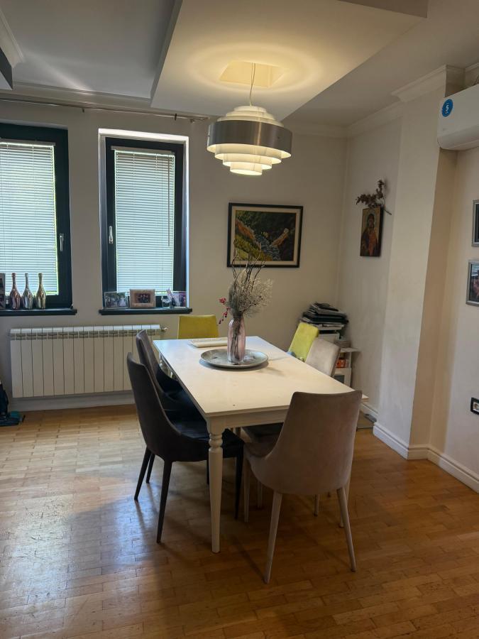A 71m2 apartment in Mlechen is for sale