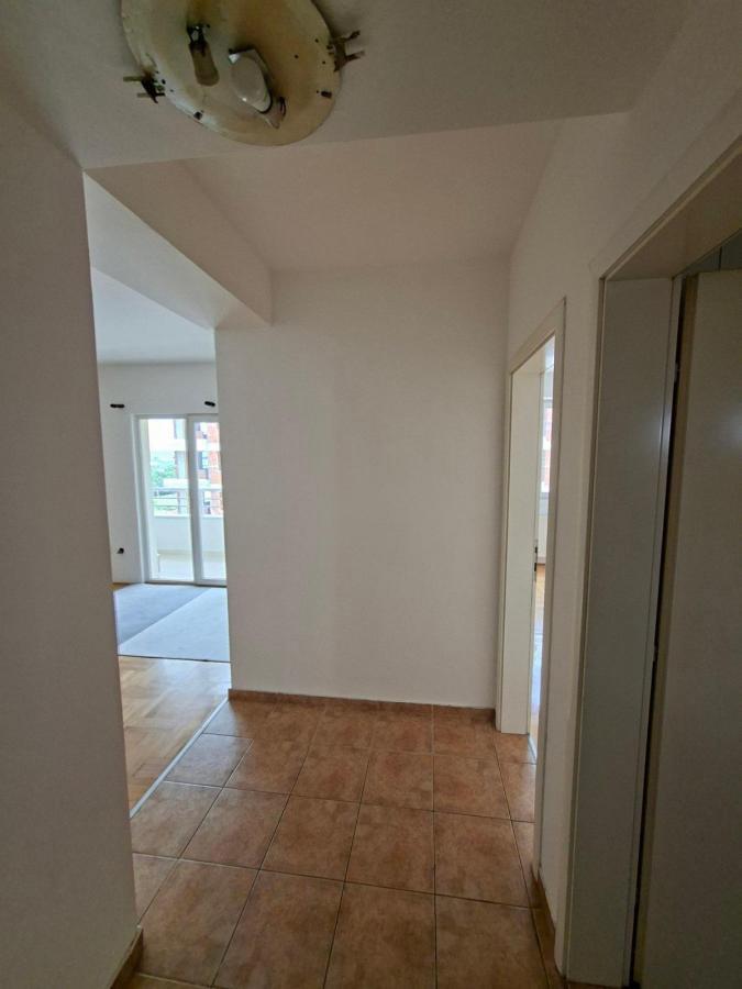 A 53m2 apartment is for sale in Kisela Vloda