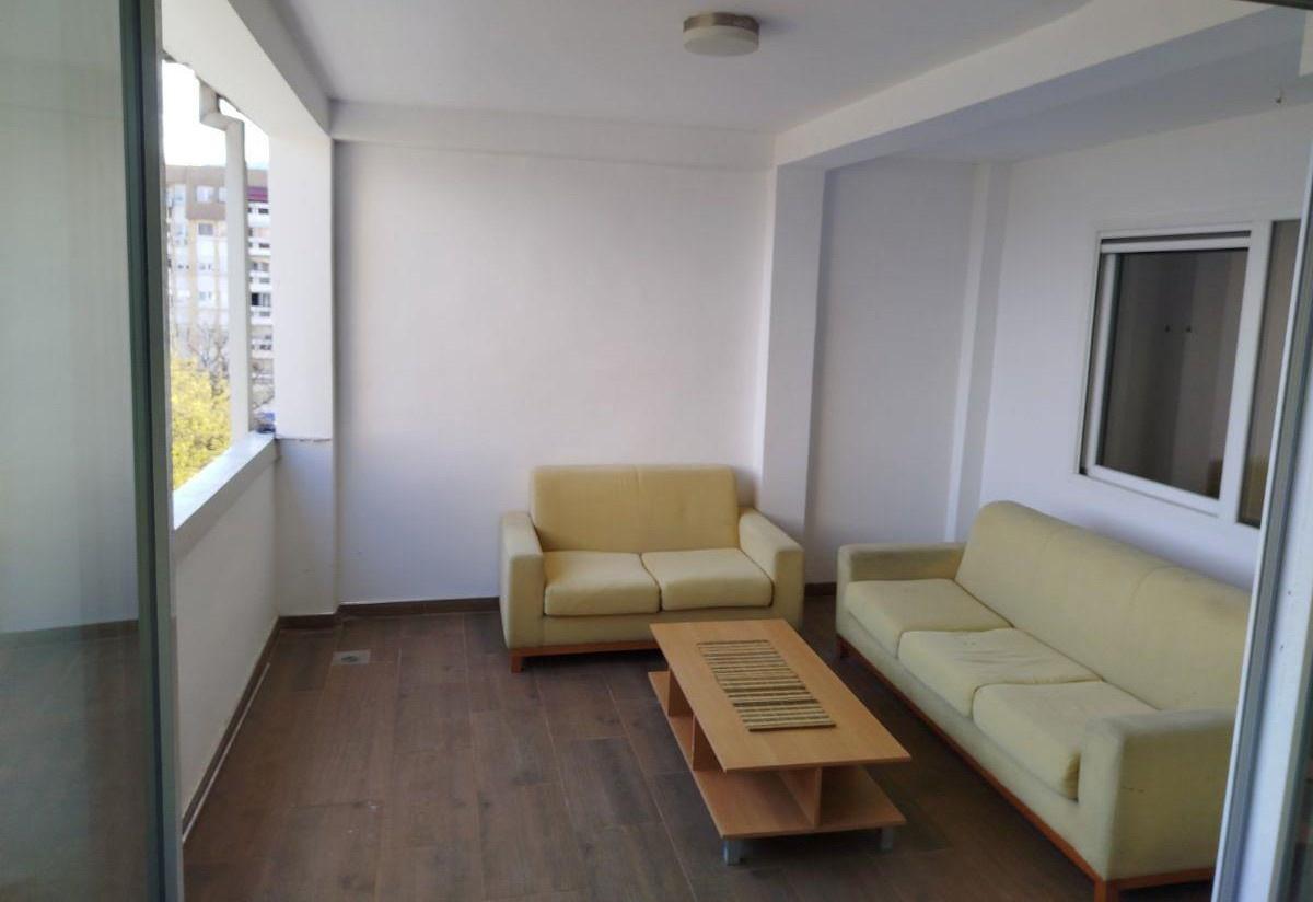 Renovated apartment of 59m2 for sale in Michurin