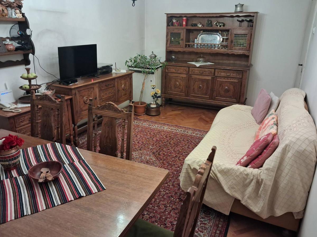 An 83m2 apartment is for sale in Karposh