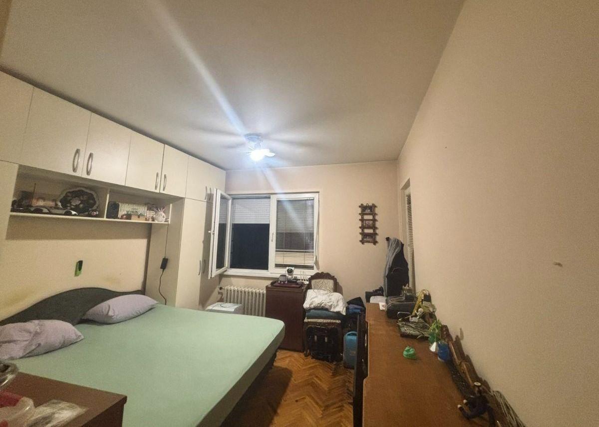 A 71m2 apartment is for sale in Karposh 4