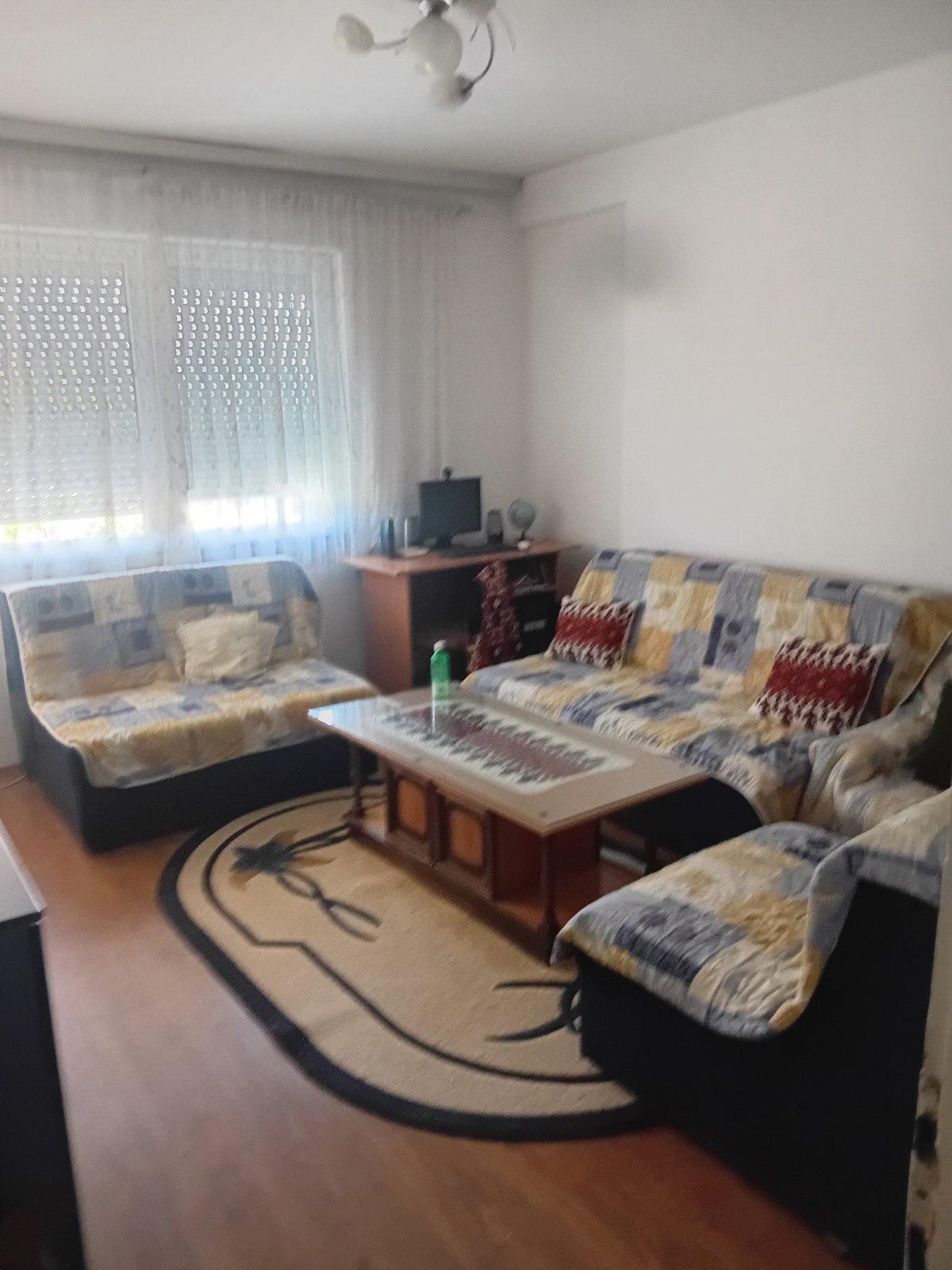Se prodava namesten stan 59m2 vo Hipodrom