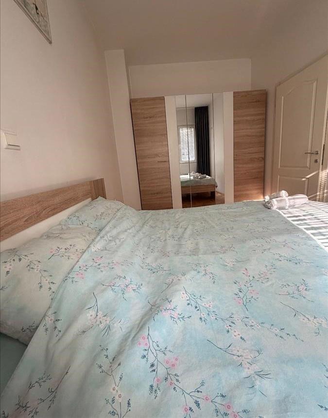 A 43m2 apartment in Aerodrom is for sale
