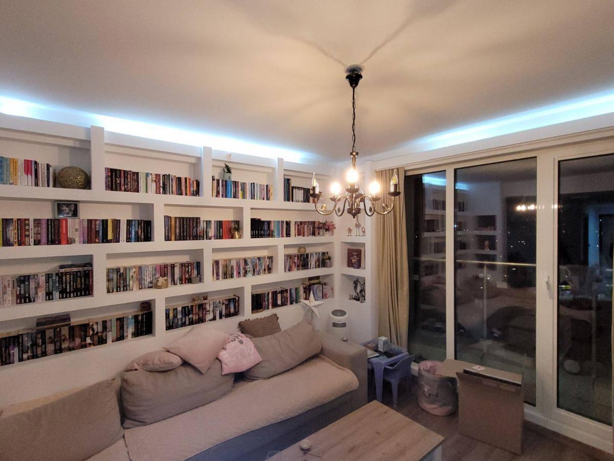 Se prodava stan vo naselba Novo Lisice 80m2