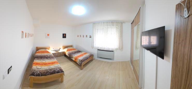 SE PRODAVA TROSOBEN STAN VO KARPOSH, TAFTALIDZE 2