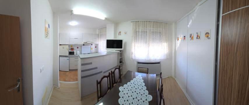 SAVIĆ IS SELLING AN APARTMENT IN TAFTALIJE 2