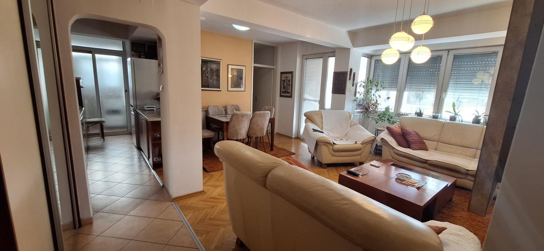 Three-room apartment for rent in Aerodrom - behind TC Biser