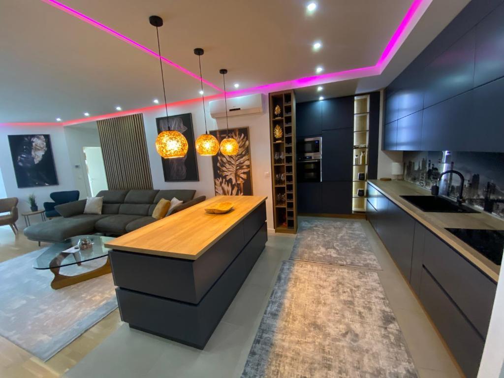 LUXURY 4-ROOM APARTMENT FOR RENT – PANORAMA RESIDENCE, VODNO