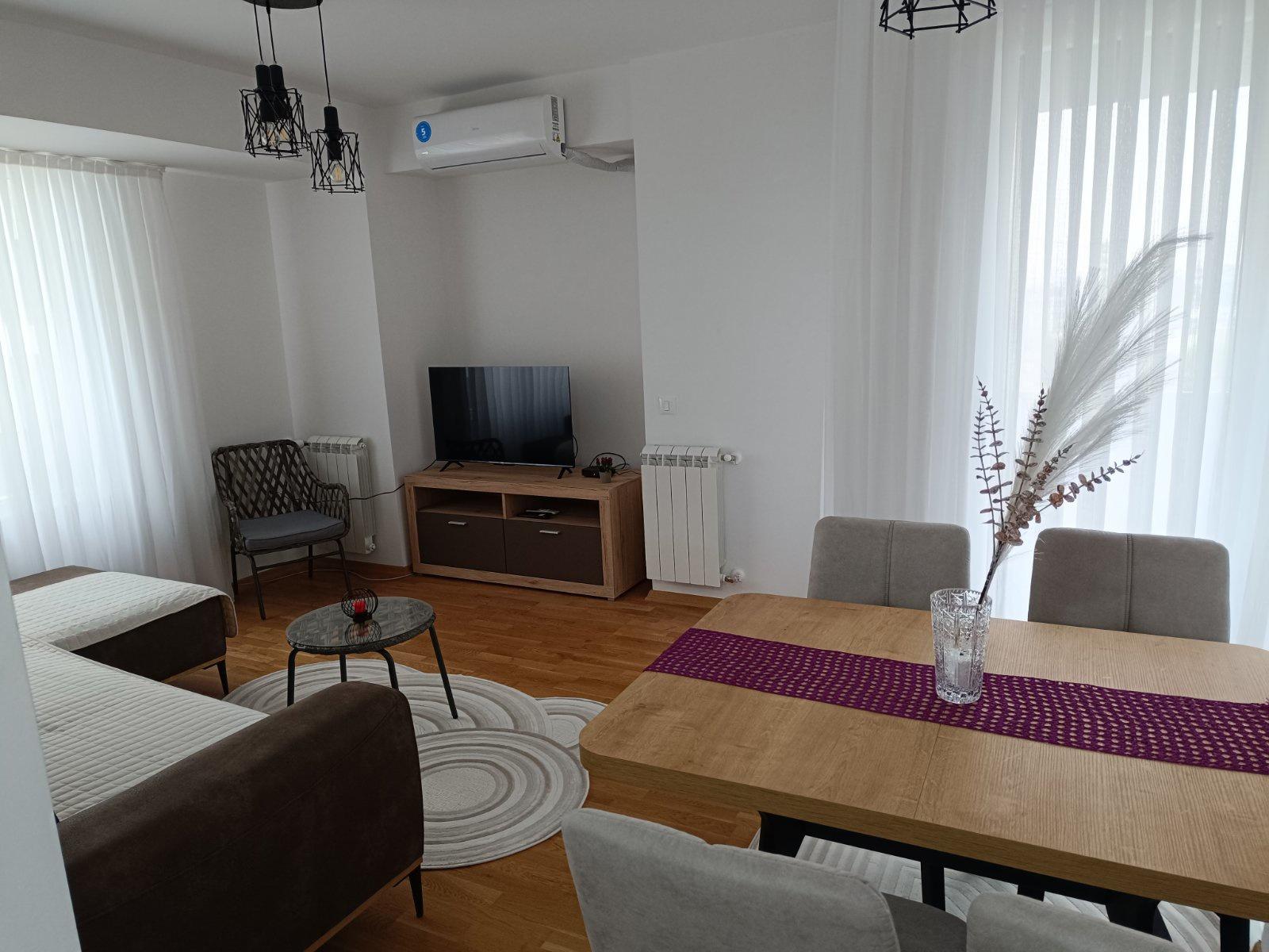 Se Izdava Nov Trosoben 68m2 Micurin Porta Superium