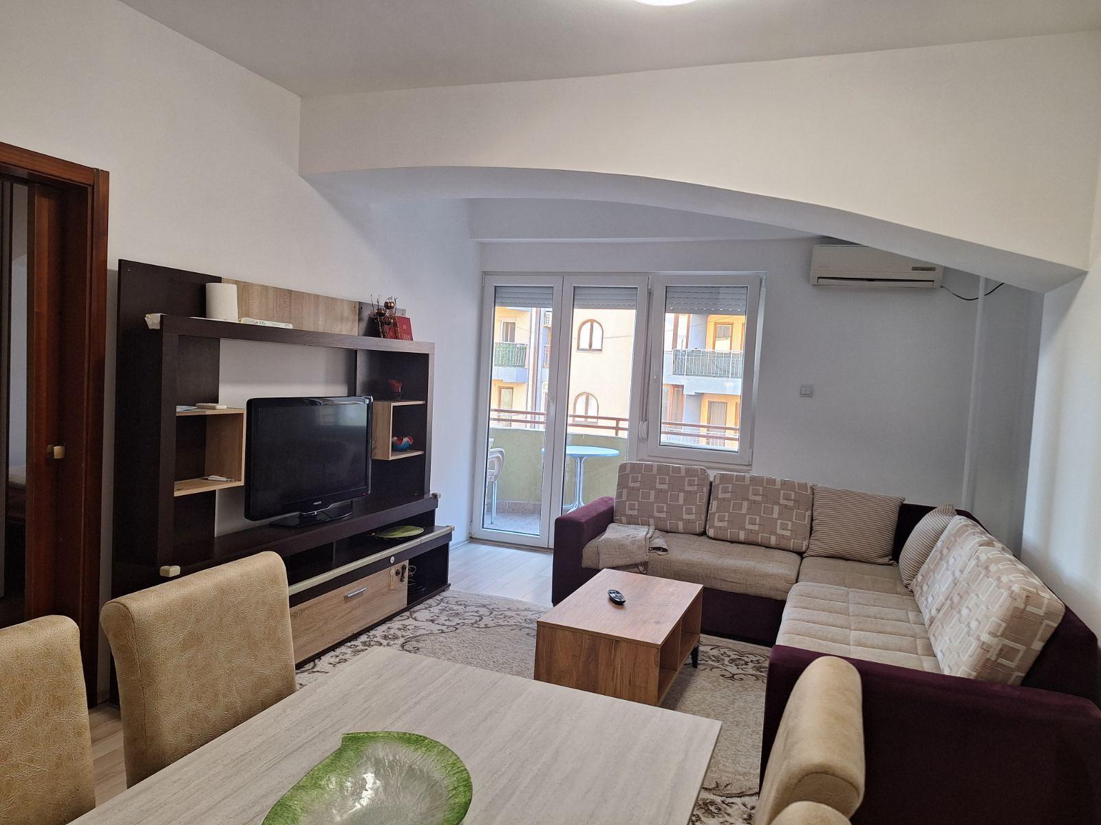 FOR RENT: Fully furnished two-room apartment in Aerodrom