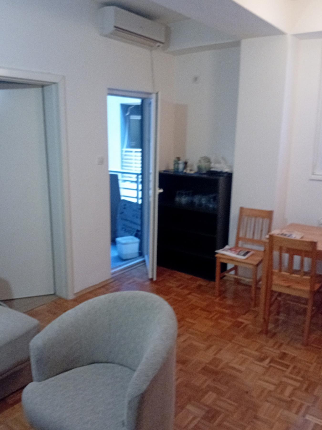 We rent a 42m2 apartment in Kisela Voda