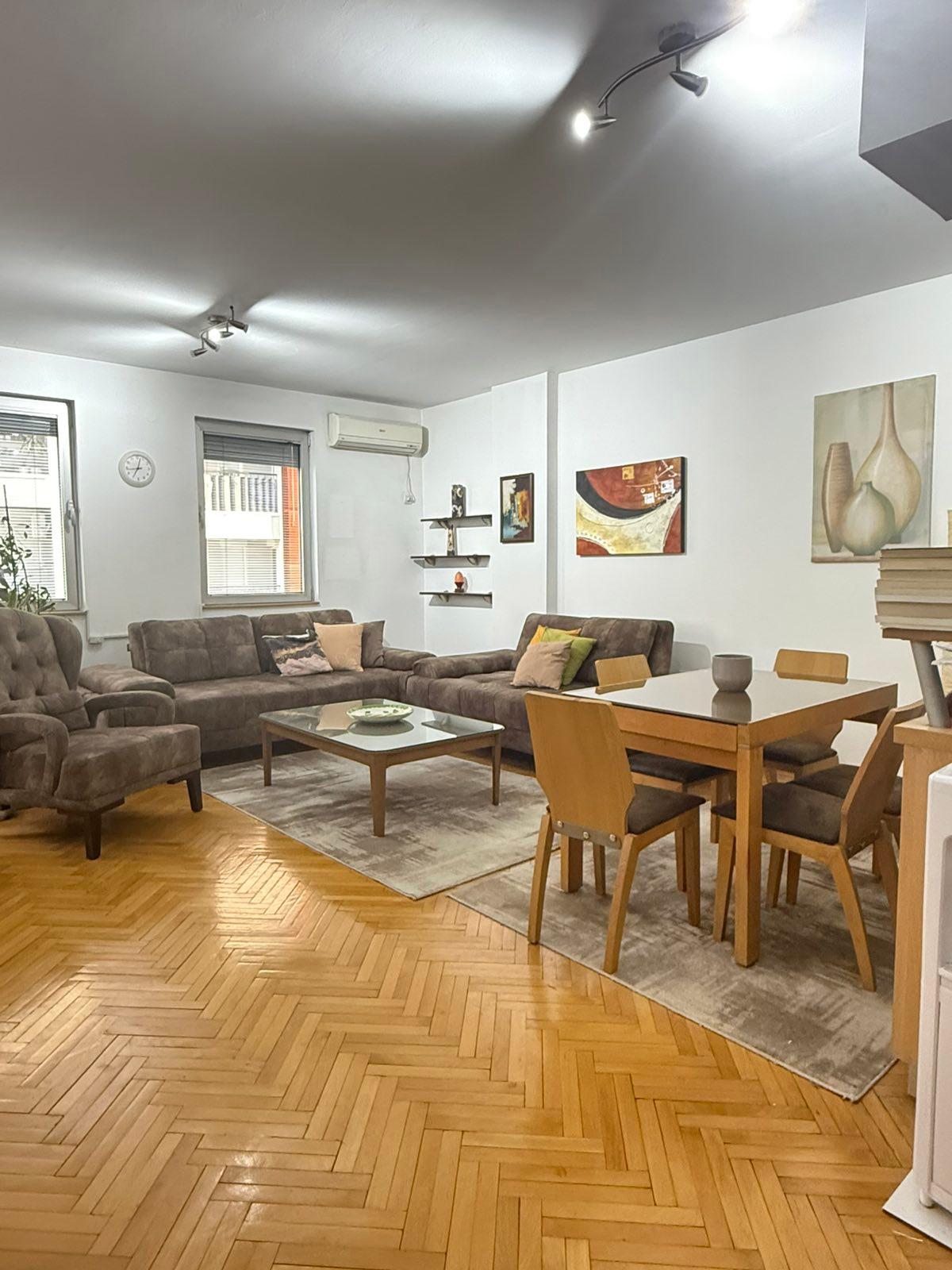 Beautiful apartment near Mlechen, fully furnished!