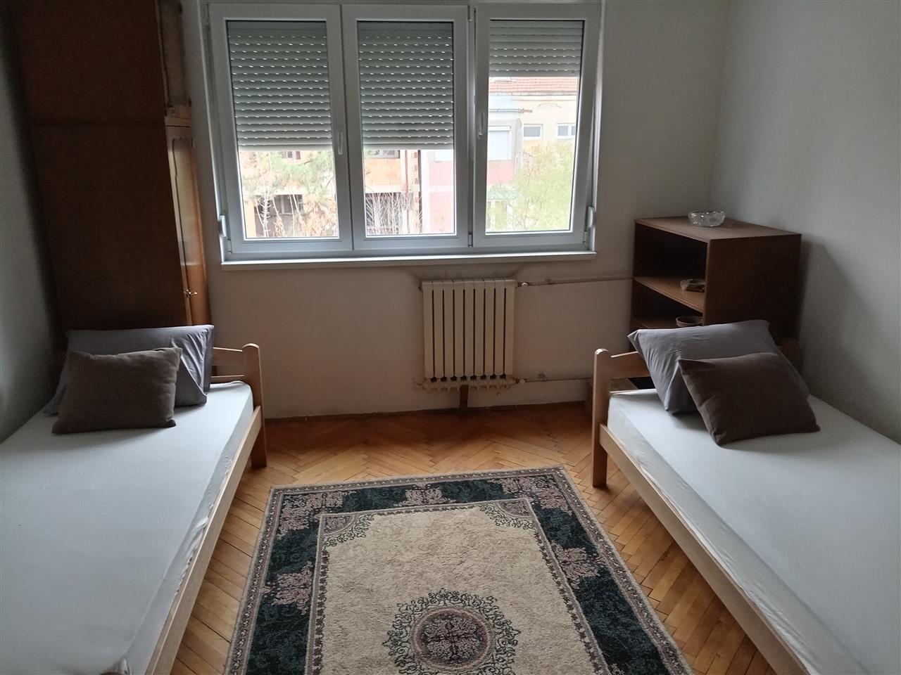 Uredno sreden stan vo centar naselba Prolet
