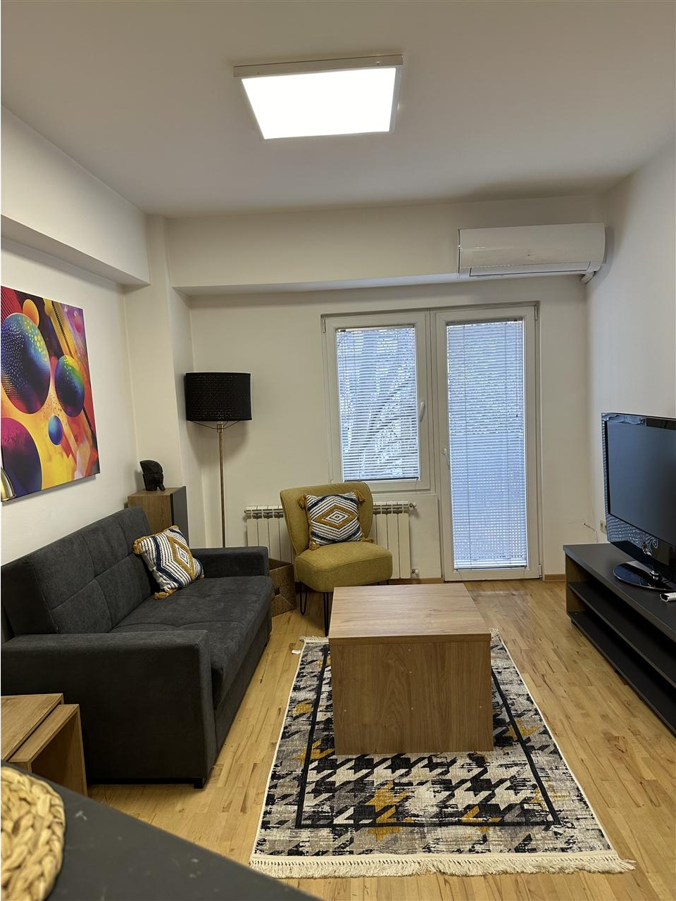 Centar 35m2 opremen