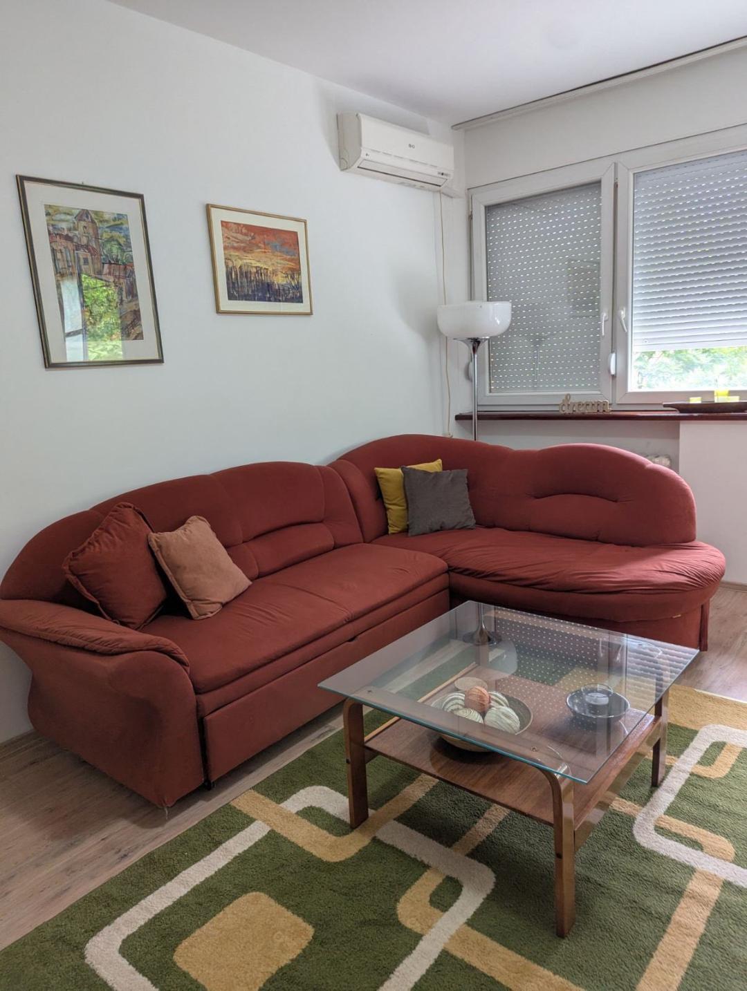 Se izdava stan vo Karpos II od 50m2