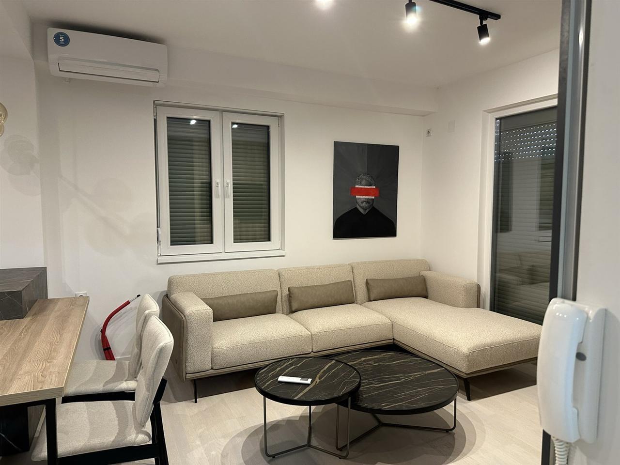 THREE-ROOM LUXURY APARTMENT FOR RENT