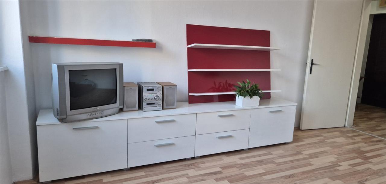 Se izdava stan od 40m2 vo Avtokomanda