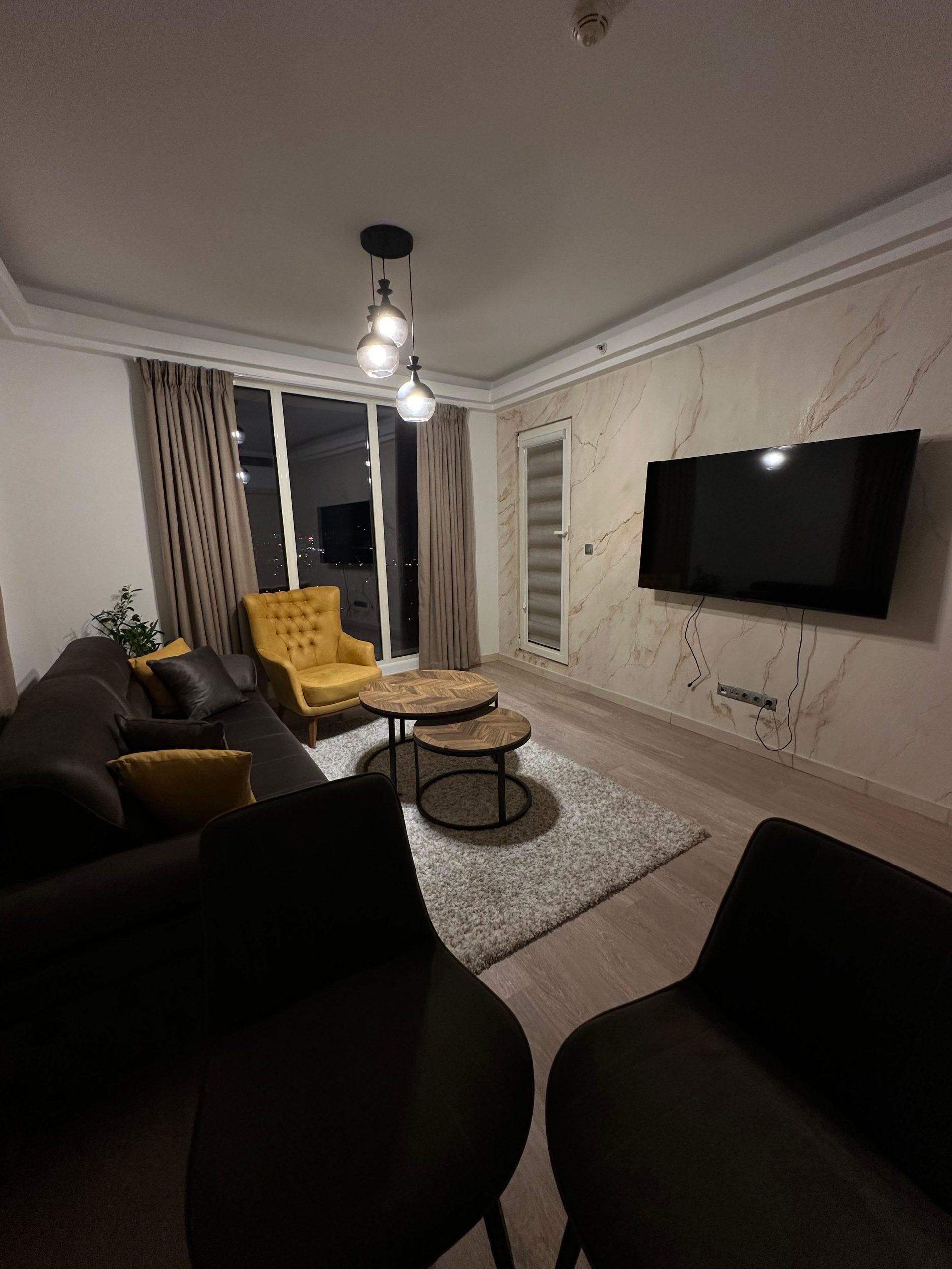 We are renting a 3-room apartment in Cevahir Sky City-Go invest