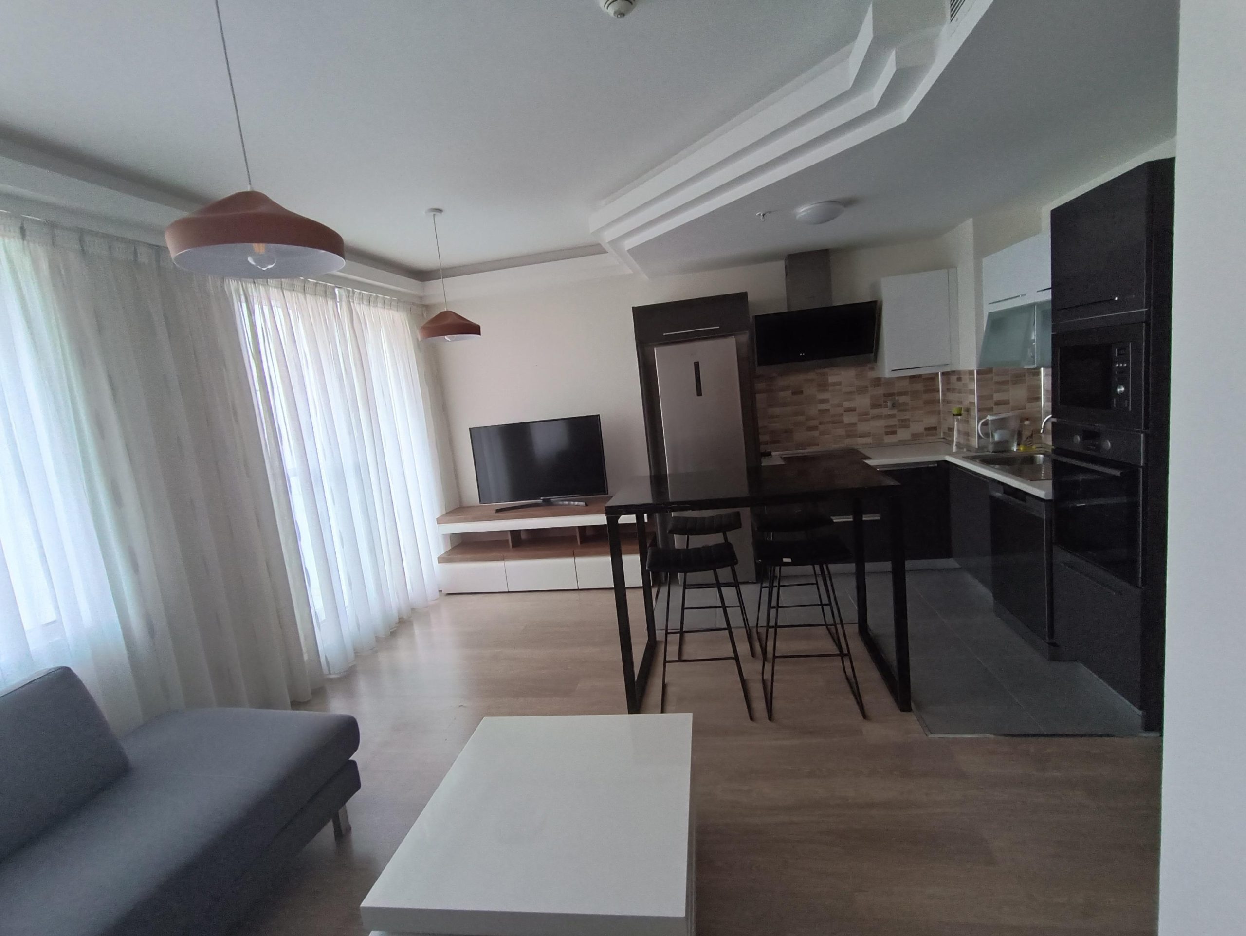 Se izdava - For rent 3 rooms apartment Cevahir
