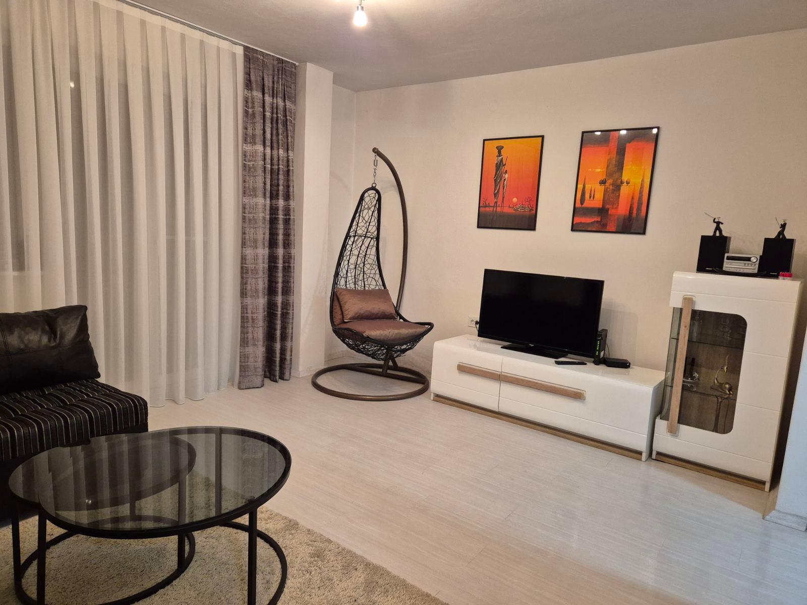 A furnished apartment of 60 m2 is for rent in Debar Maalo
