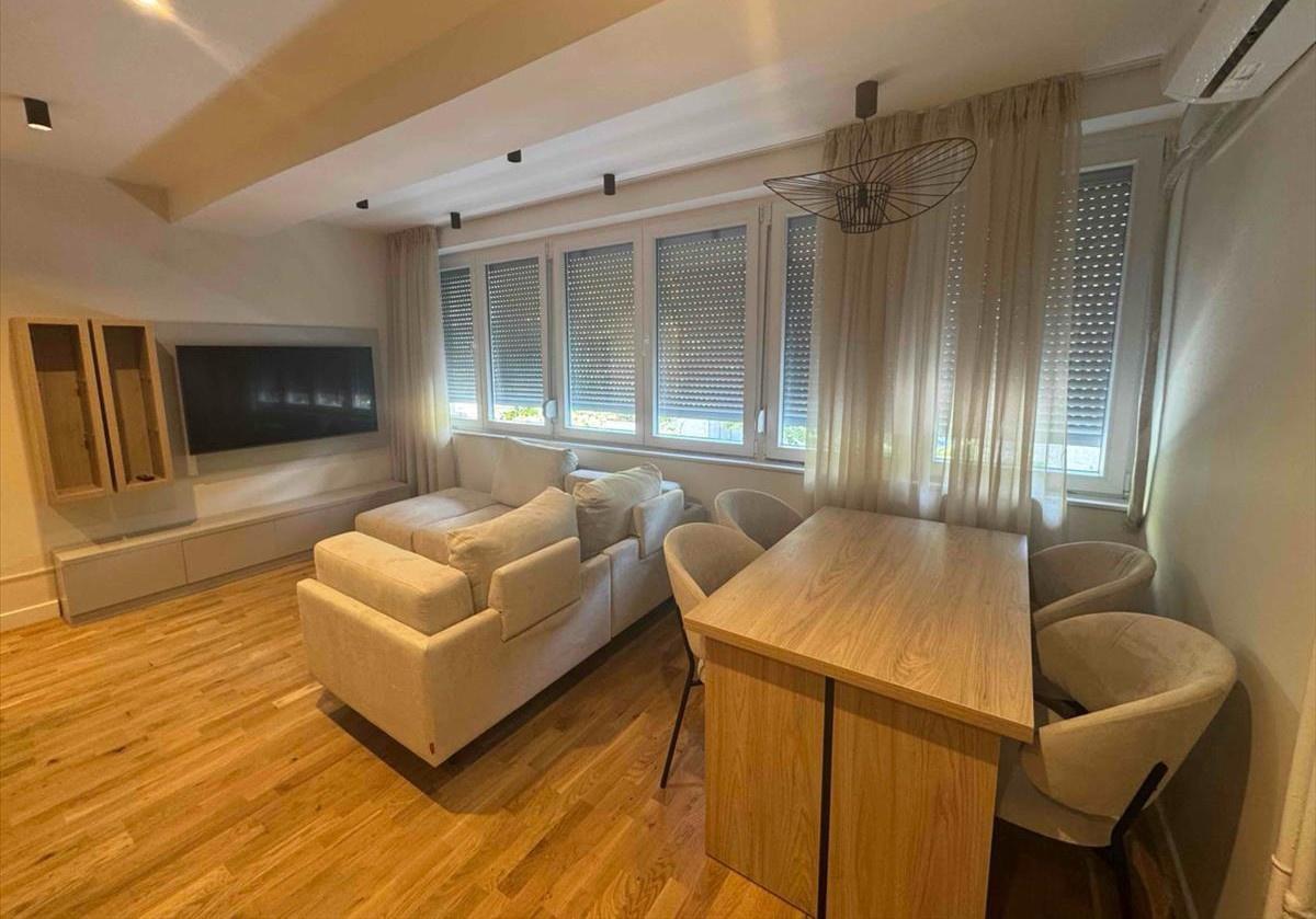 Se izdava nov dvosoben stan vo Centar, Leninova