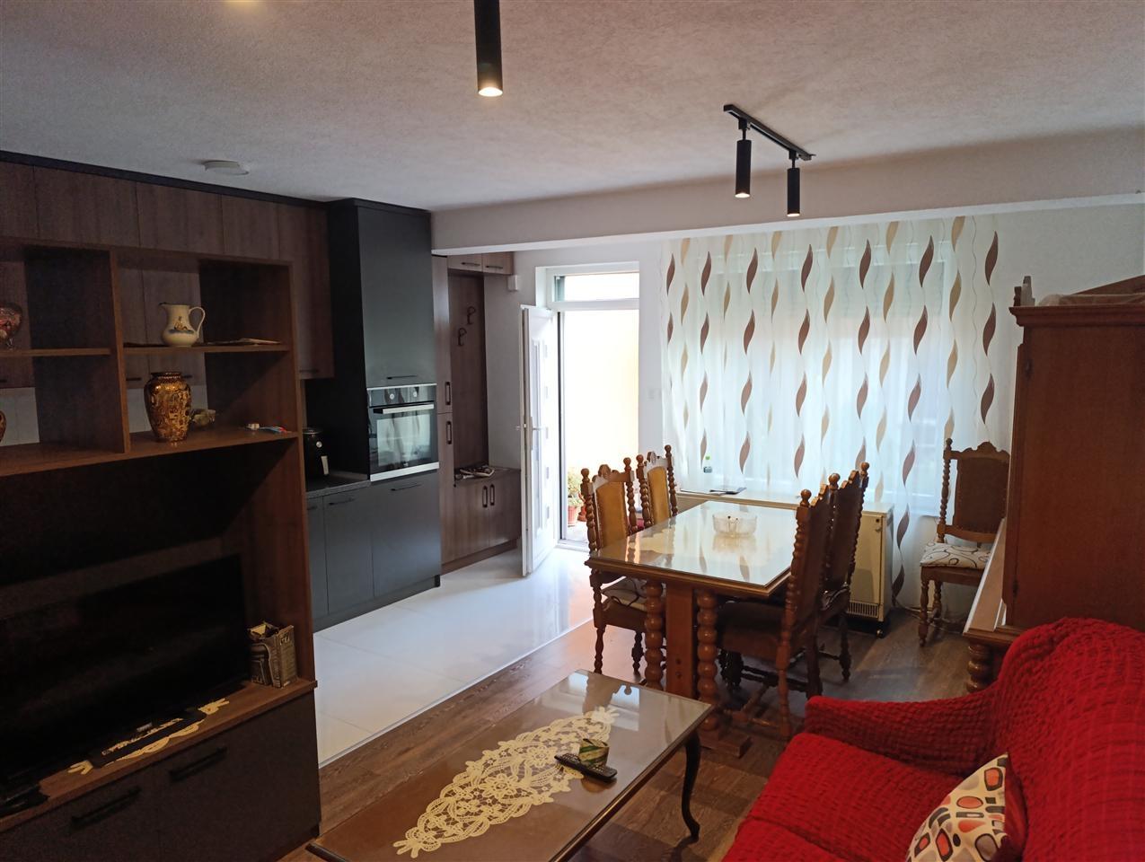 A new fully furnished apartment on the ground floor is for rent