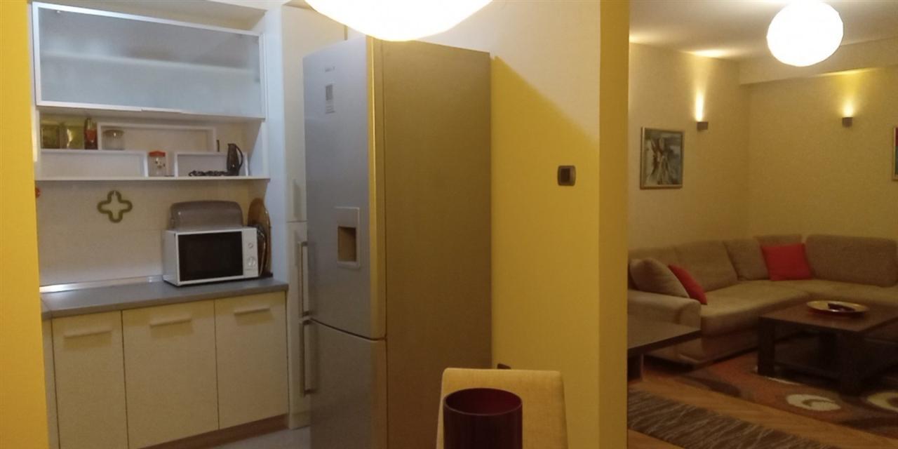 Se izdava namesten 2 sob.60m2 Taftalidze