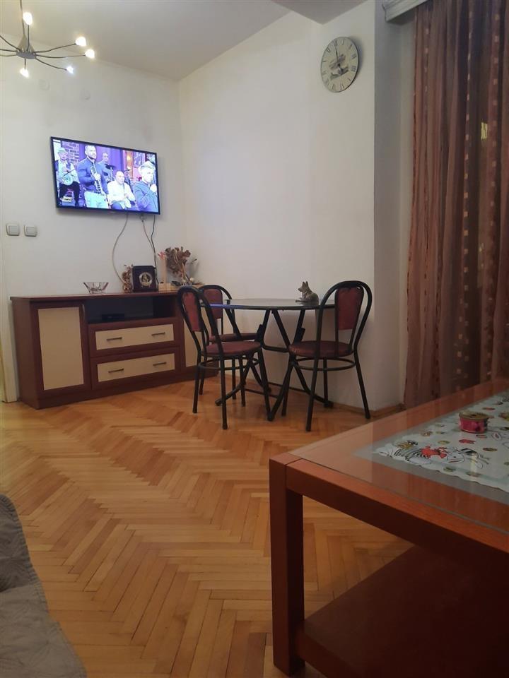 AERODROM V,S, BATO 86M2