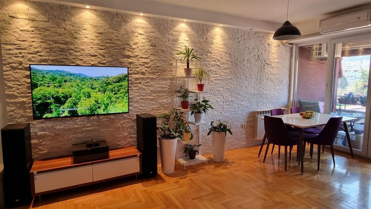 SE IZDAVA NOV NAMESTEN TROSOBEN STAN VO KISELA VODA-RASADNIK