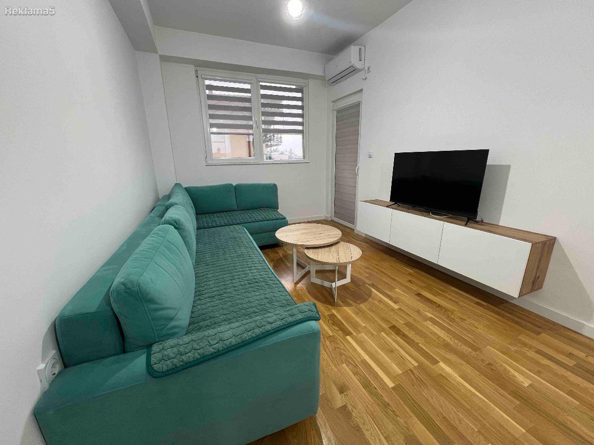 Se izdava namesten stan 45m2 Crnice -R.Kongres