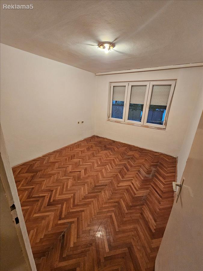 Izdavam stan vo Karpos 2