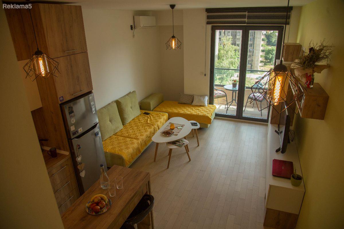 I am renting a studio apartment in Taftalidze 2