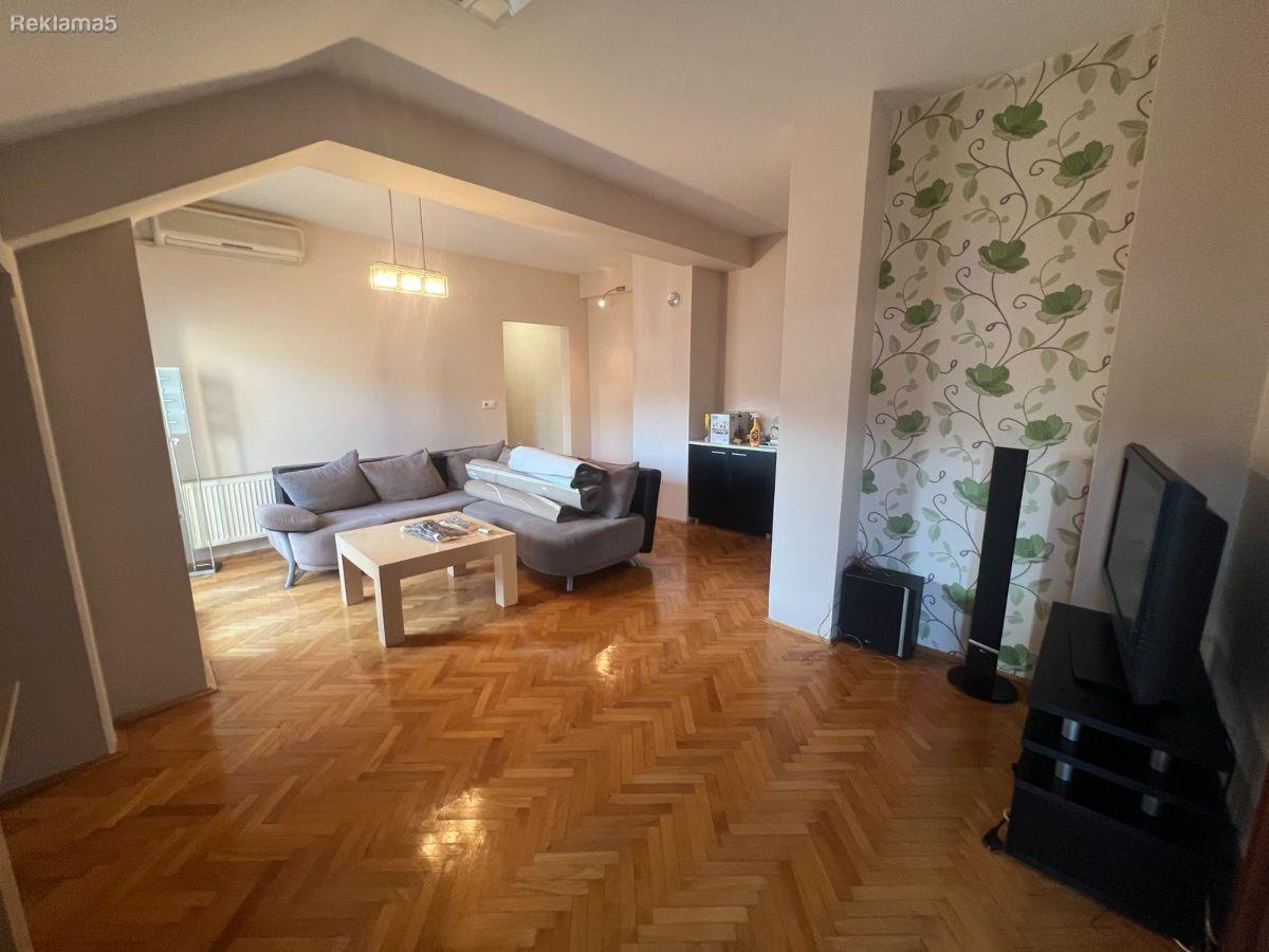 Odlicen dvosoben stan od 50m2 K4 kaj Specijal