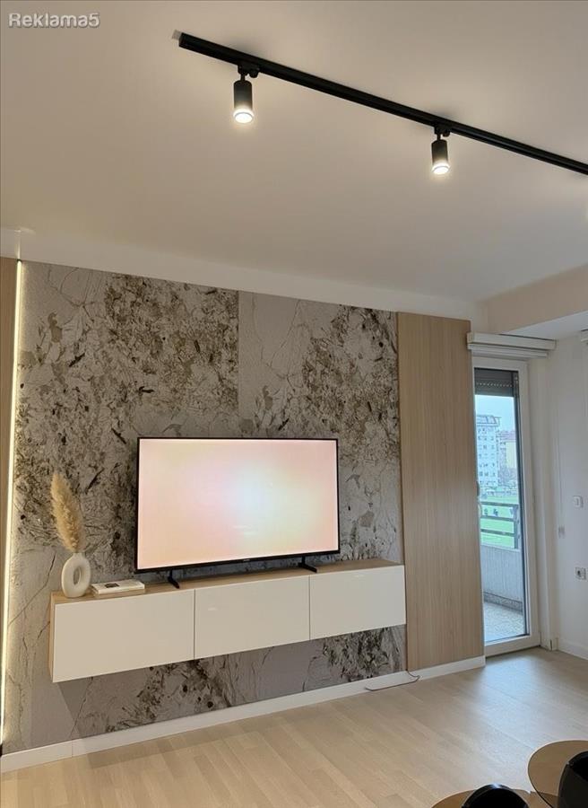 New three-room apartment in Aerodrom