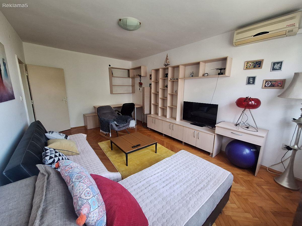 Furnished apartment for rent